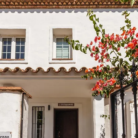 فيلة Luxury With Stunning Sea Views, 600m From The And The Port, Private Pool, Walking Distance To The Old Town And Amenities