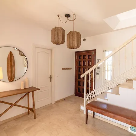 Luxury With Stunning Sea Views, 600m From The And The Port, Private Pool, Walking Distance To The Old Town And Amenities فيلة